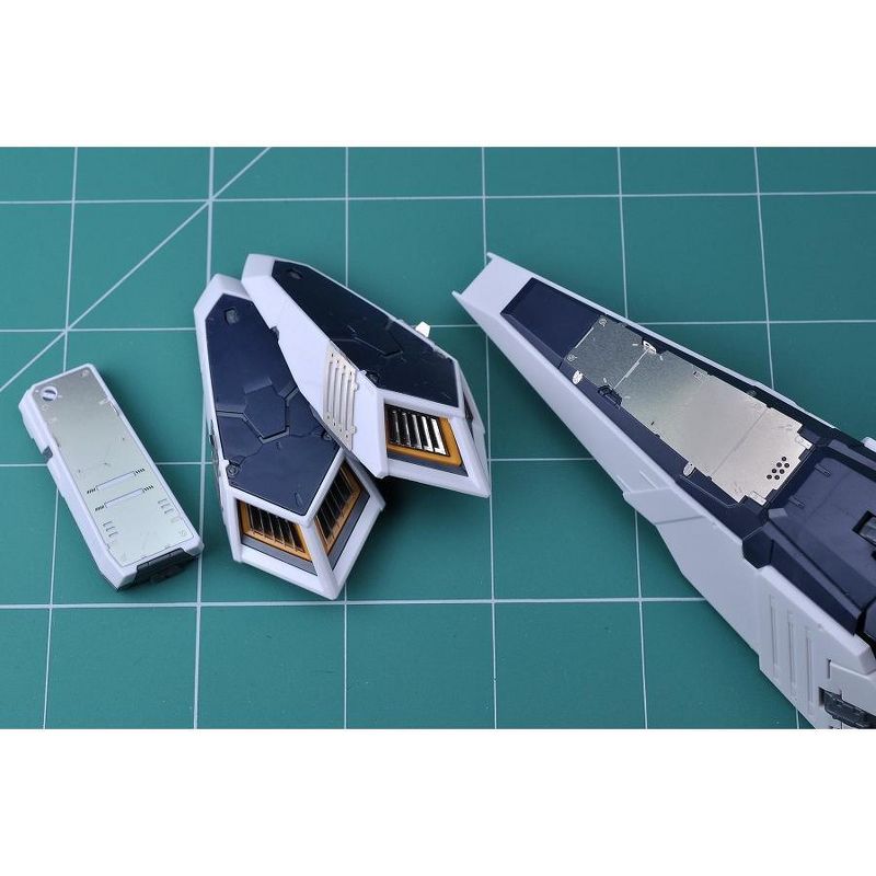 Madworks AW9 S20 Photo-Etch Metal Parts for RX-93 Nu Gundam RG 1/144 Model Kit