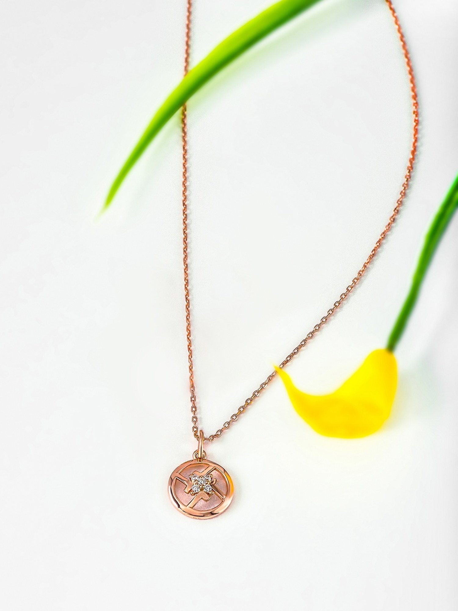 Silberry 92.5 Sterling Silver Rose Gold Bouquet Pendant With Chain