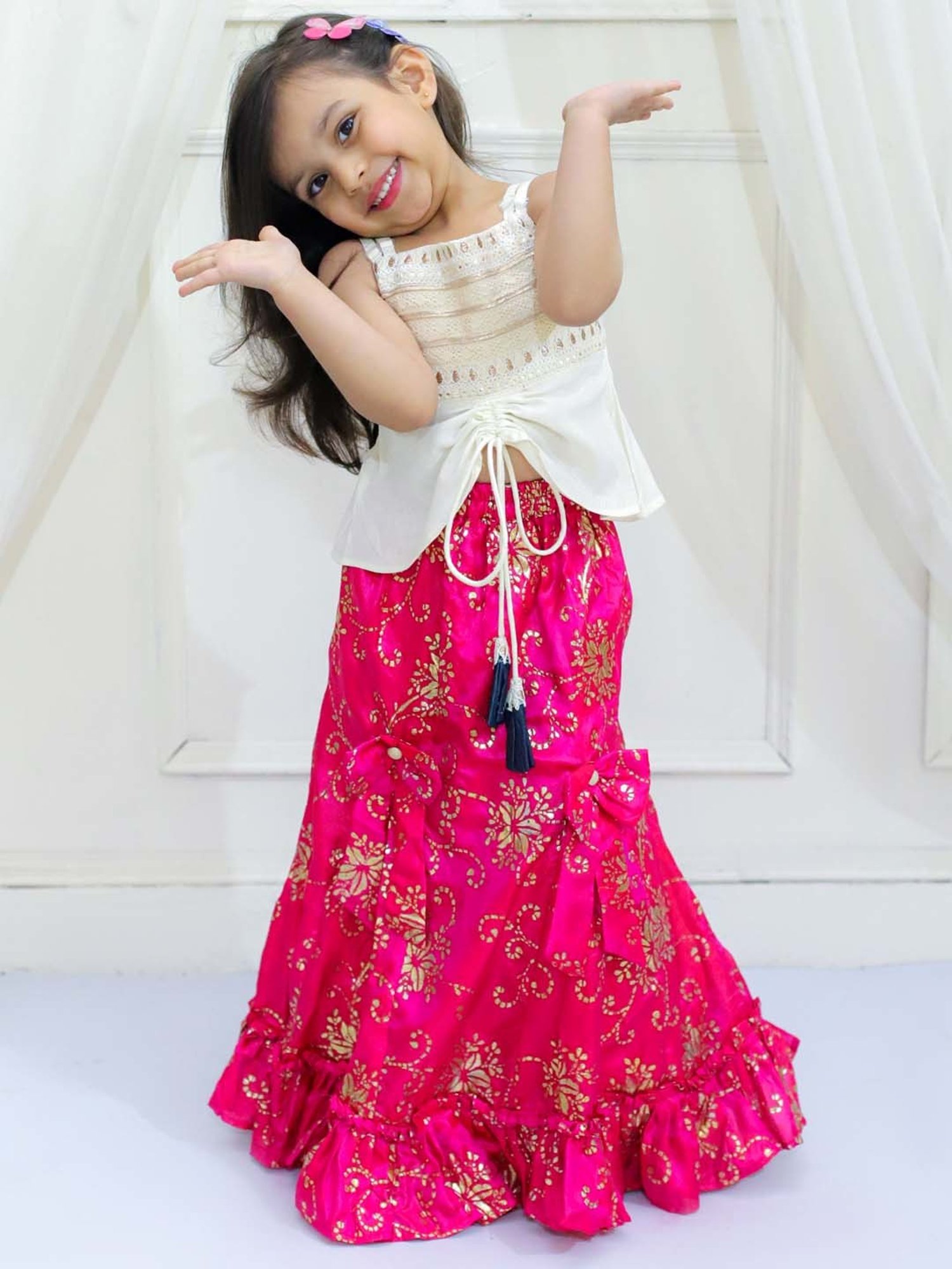 TWISHA Kids Off-White & Pink Embroidered Top Set