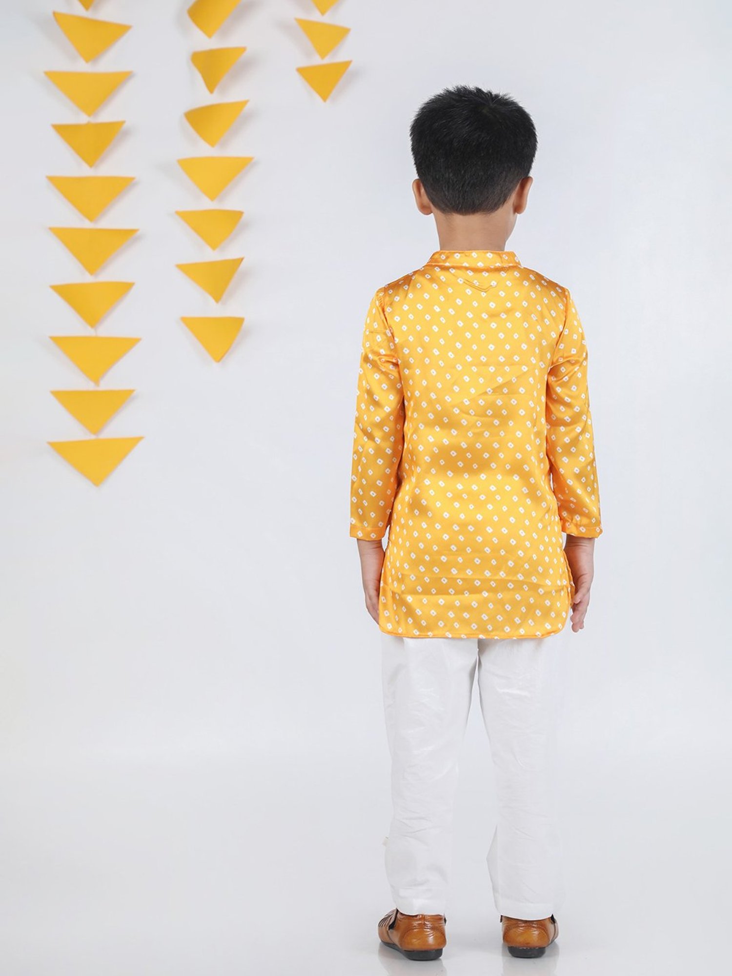 Budding Bees Kids Yellow & White Printed Full Sleeves Kurta with Pyjamas