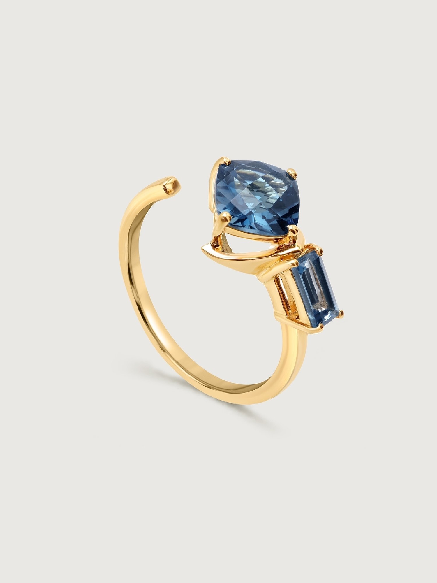 Mia by Tanishq Scarlet 14k London Blue Topaz Finger Ring