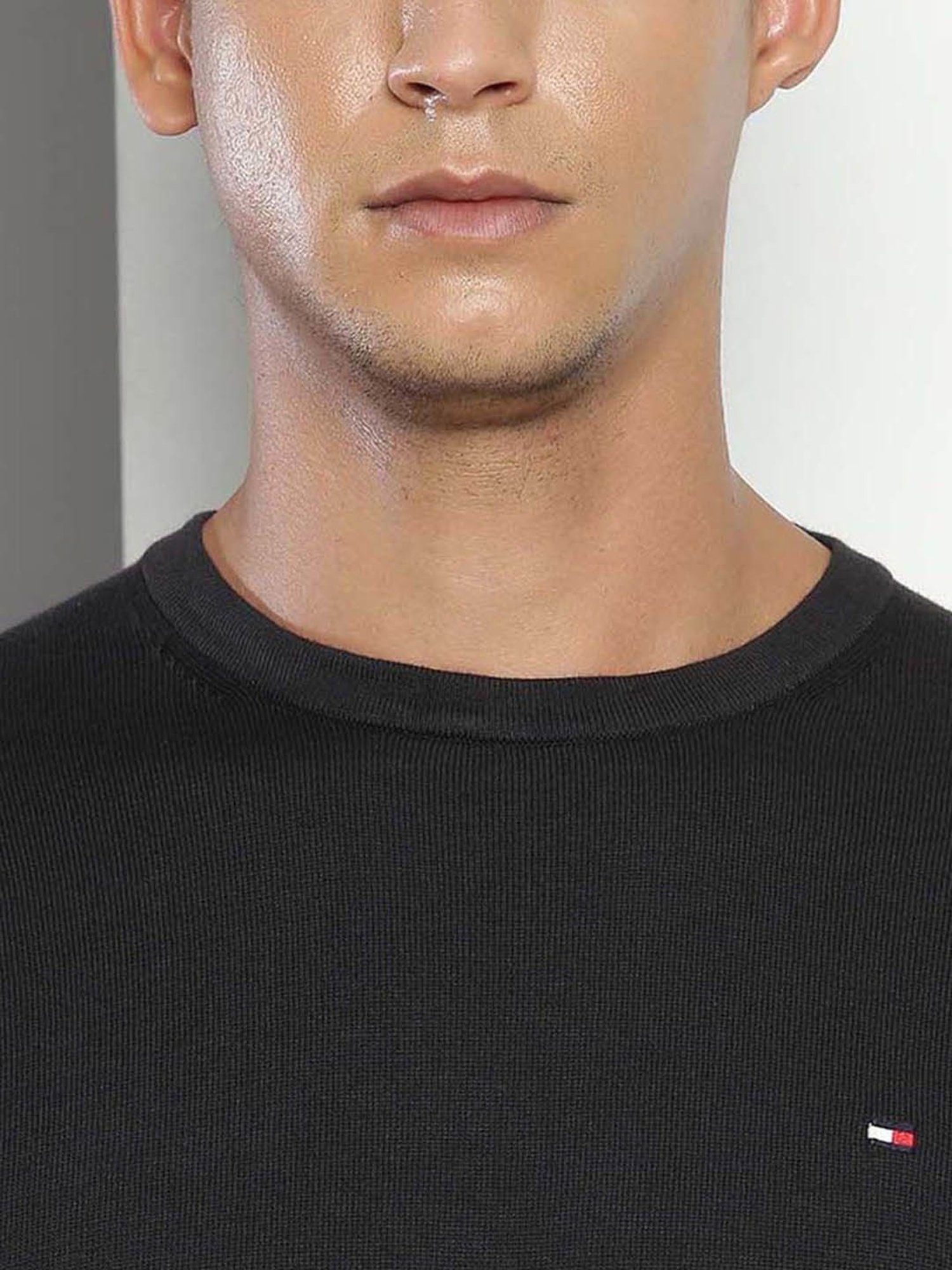 Tommy Hilfiger Black Cotton Regular Fit Sweatshirt