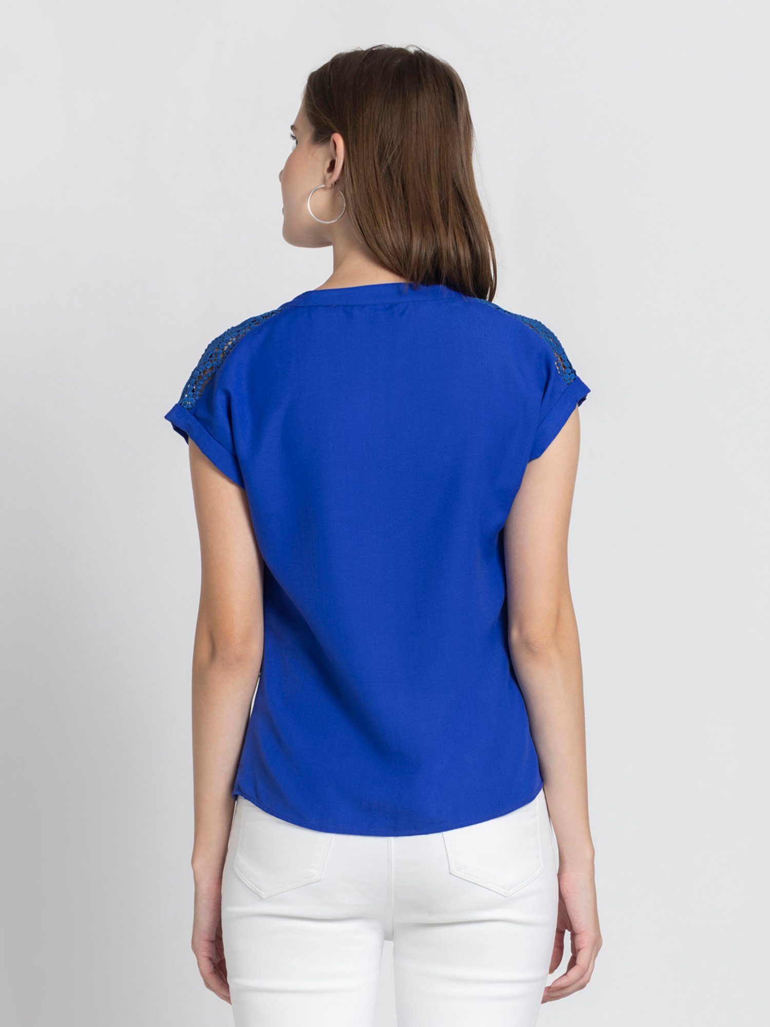 SHAYE Blue Regular Fit Top