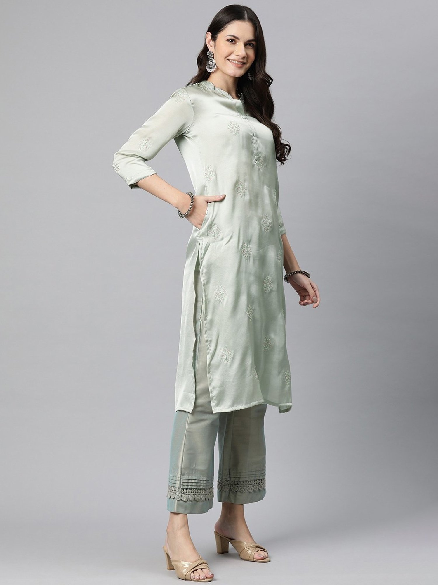 READIPRINT FASHIONS Grey Embroidered Straight Kurta
