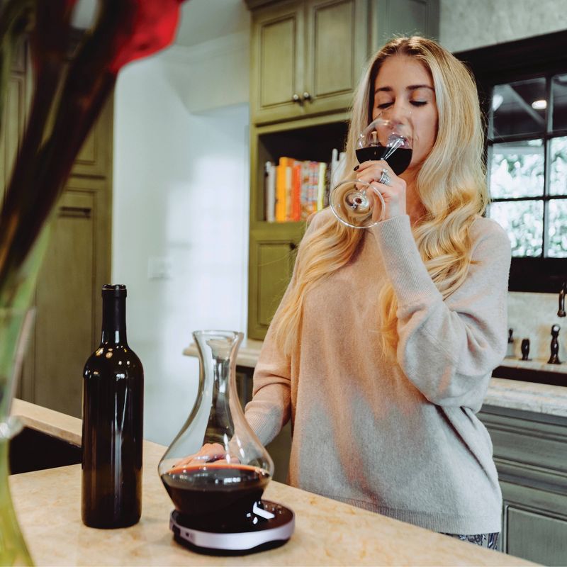 WAKE UP WINE Pro / 750ml Glass Decanter and Electronic Decanting Base