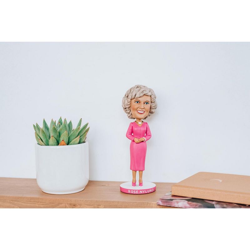 Icon Heroes The Golden Girls 8 Inch Resin Bobblehead | Rose Nyland