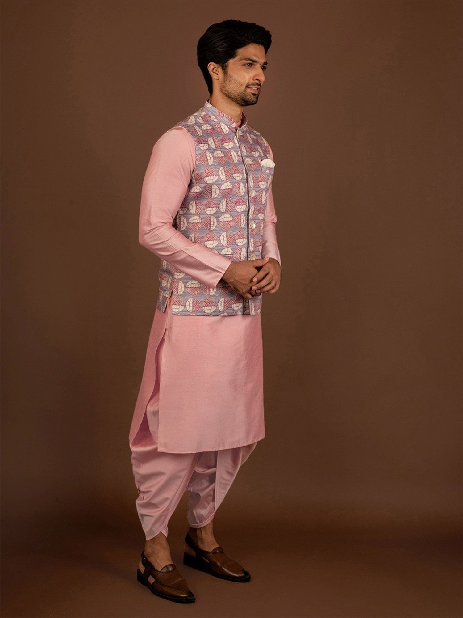 KISAH Pink Regular Fit Embroidered Kurta Set With Jacket