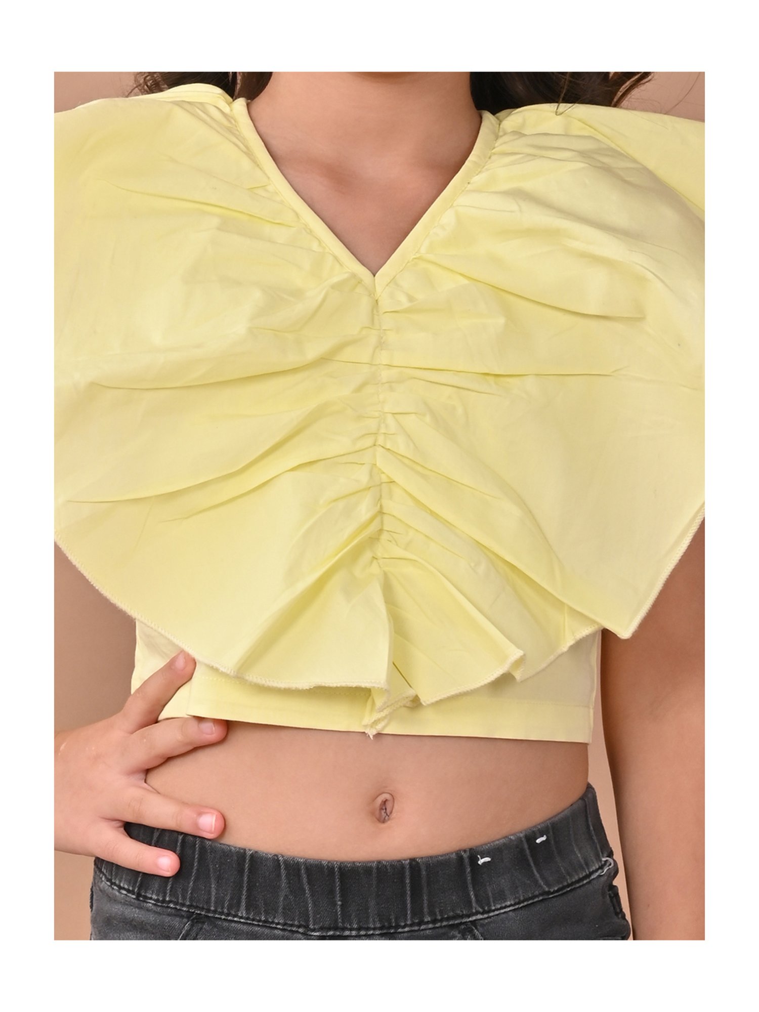 LilPicks Kids Yellow Solid Crop Top