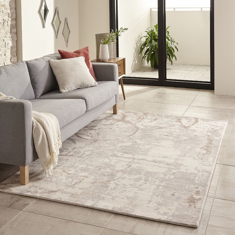 2'x3' Splatter Tufted Accent Rug Beige - Momeni