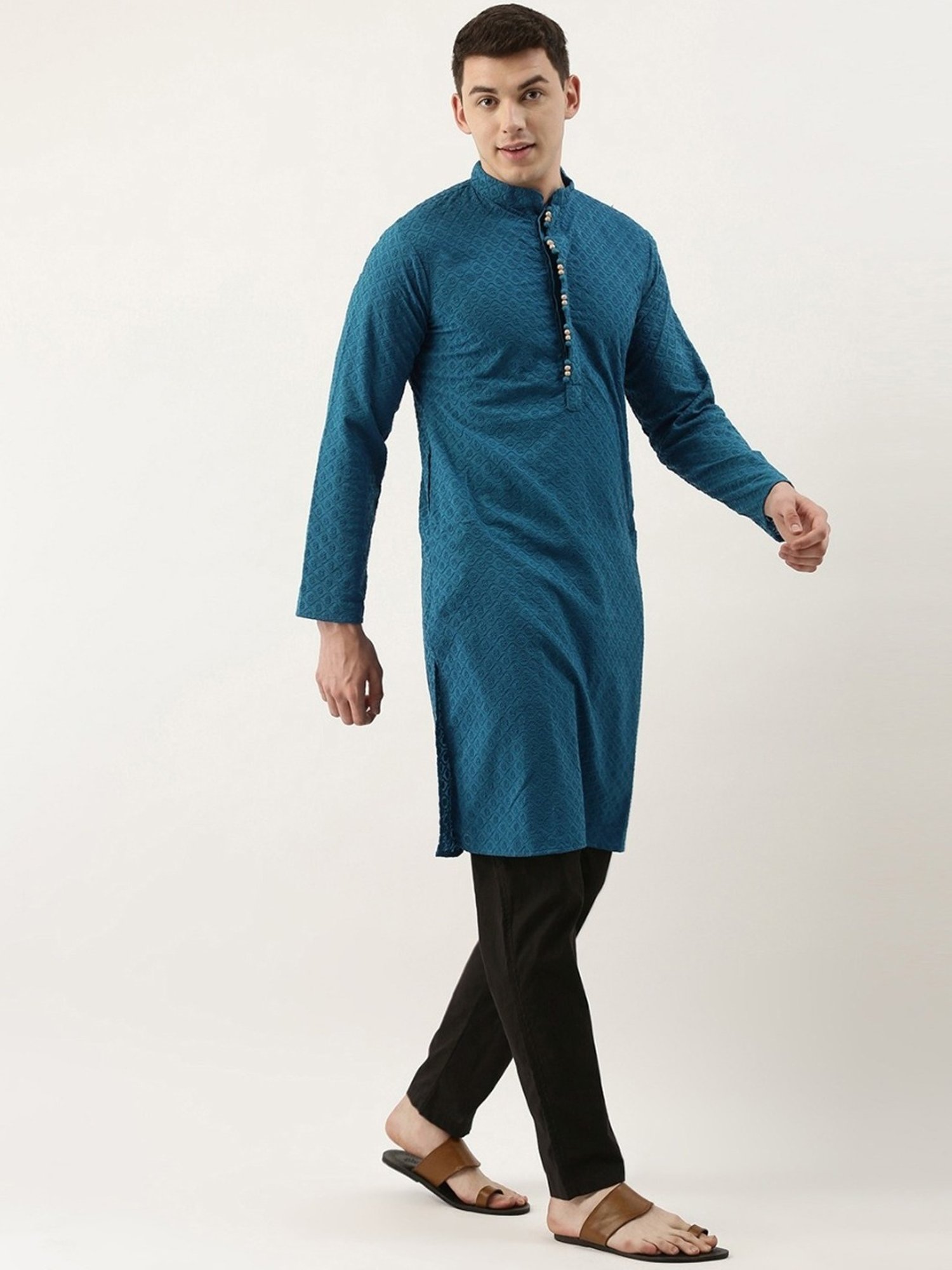 SWAGG INDIA Blue Cotton Regular Fit Embroidered Kurta