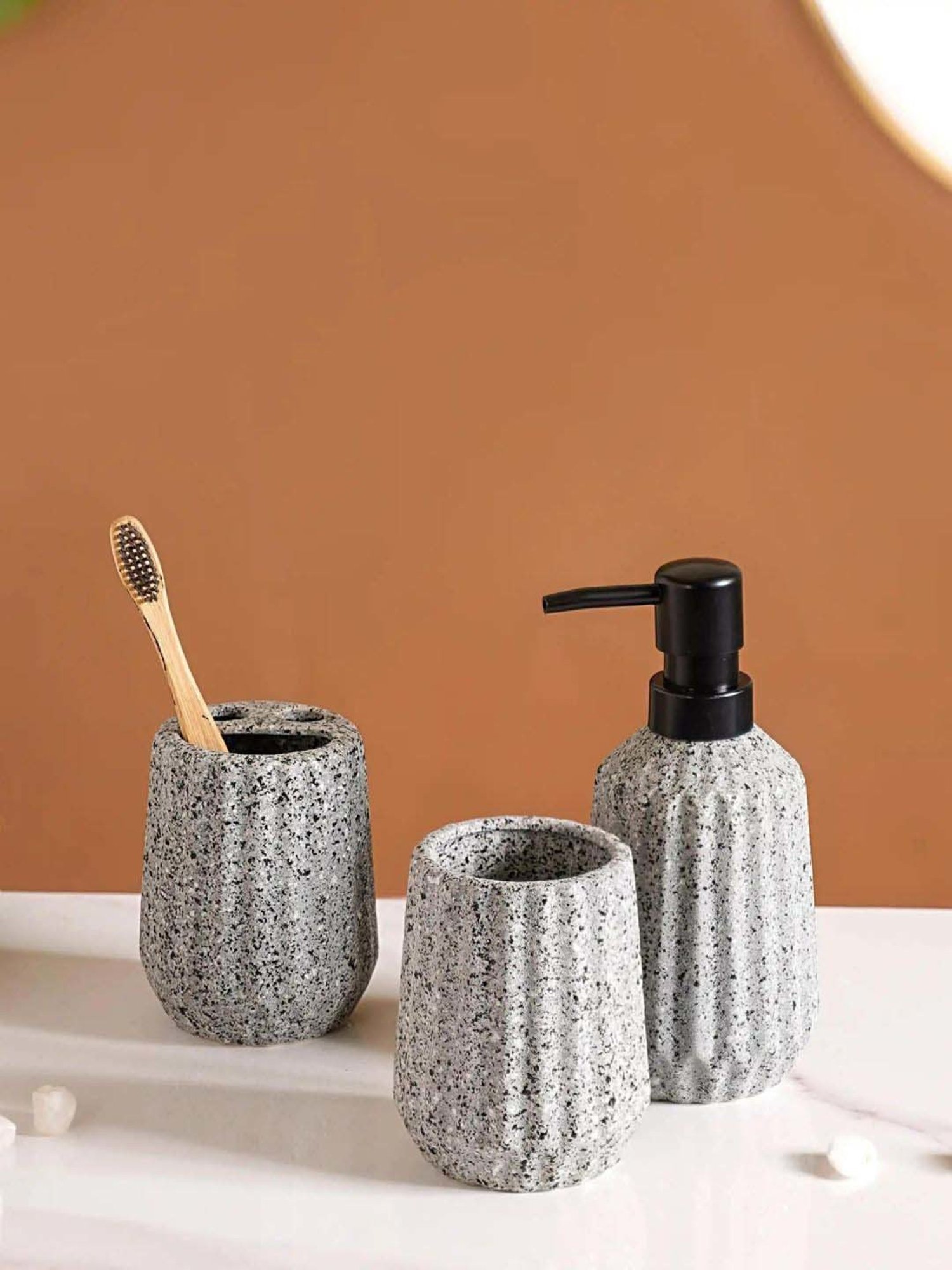 Nestasia Speckled Pattern Ribbed Design Ceramic Bathroom Accessories Set of 3 Granite-Grey