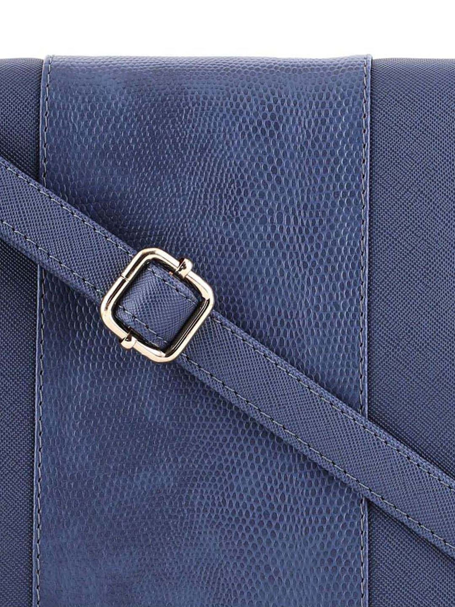 Toteteca Blue Textured Medium Sling Handbag