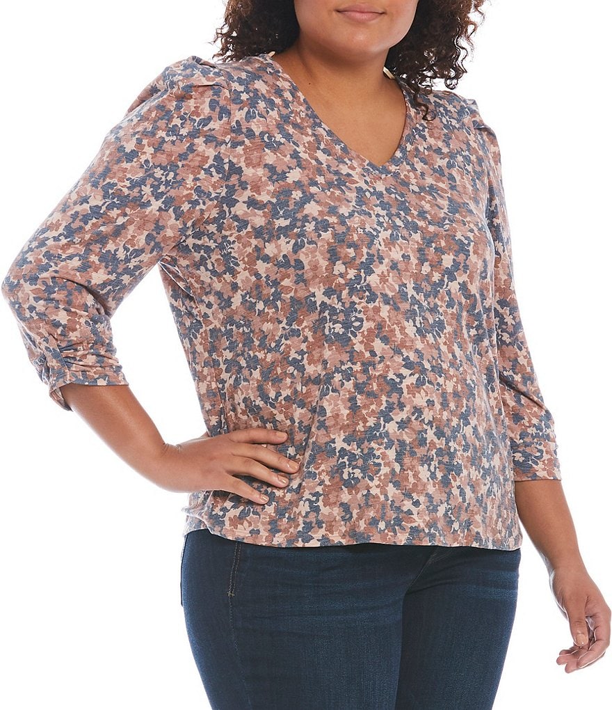 Democracy Plus Size Floral Print 3/4 Puff Sleeve V-Neck Knit Top
