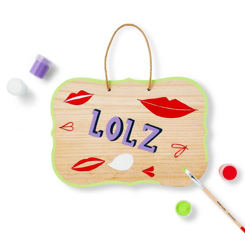 Rounded Rectangular Wood Sign - Mondo Llama™