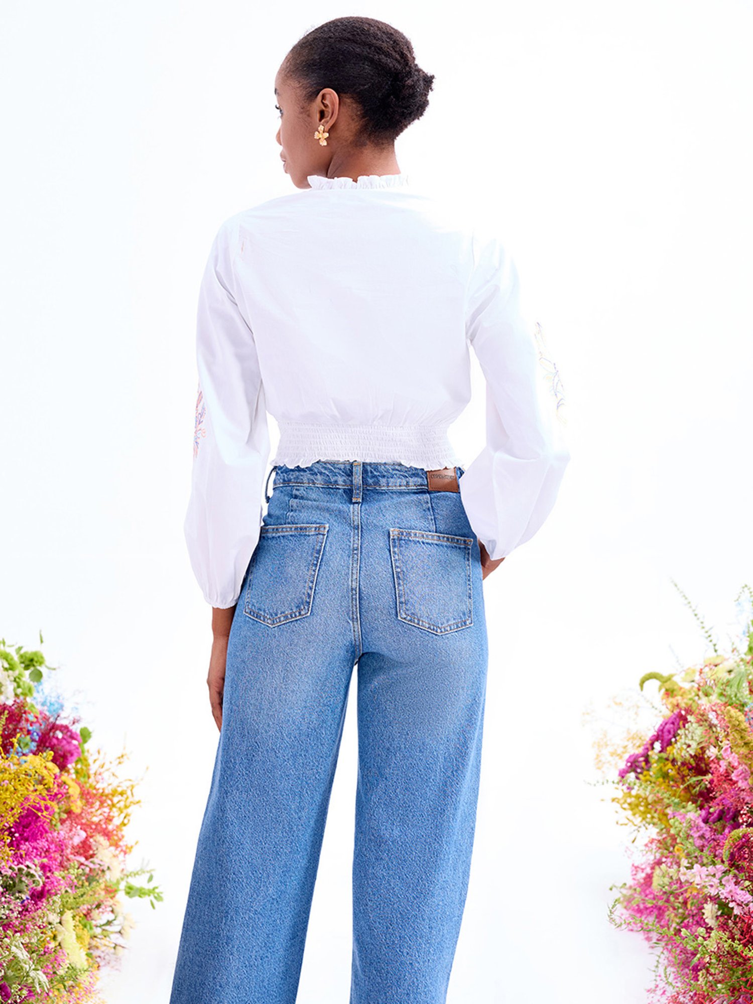 Cover Story White Cotton Embroidered Crop Top