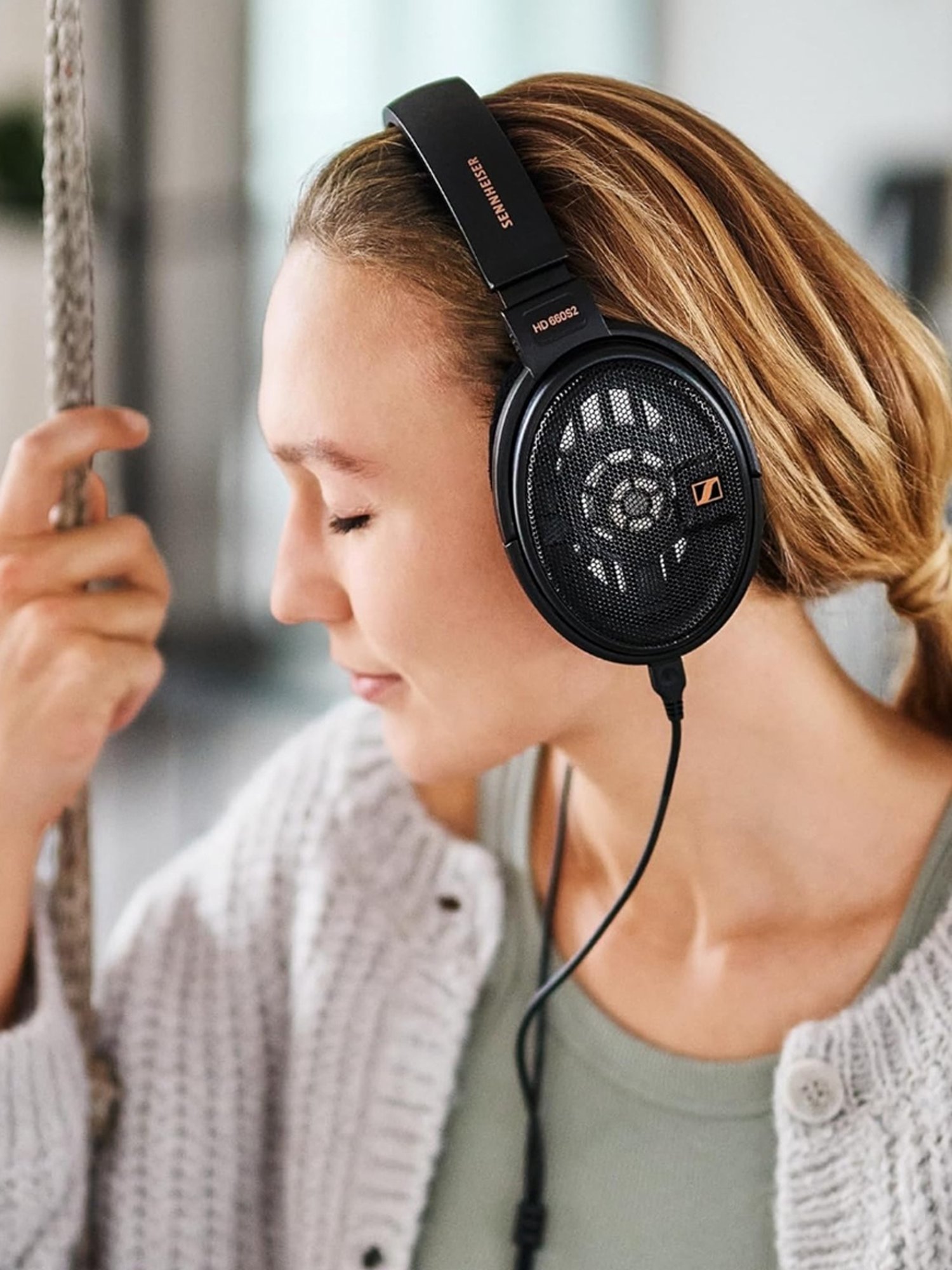 Major IV On Ear Wireless Bluetooth Headphone with Microphone (Black, True Wireless)