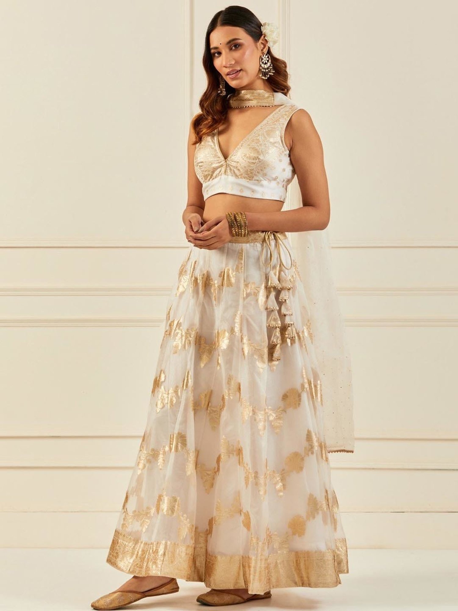Geroo Jaipur White Organza Banarasi Lehenga Set with Mukaish Dupatta