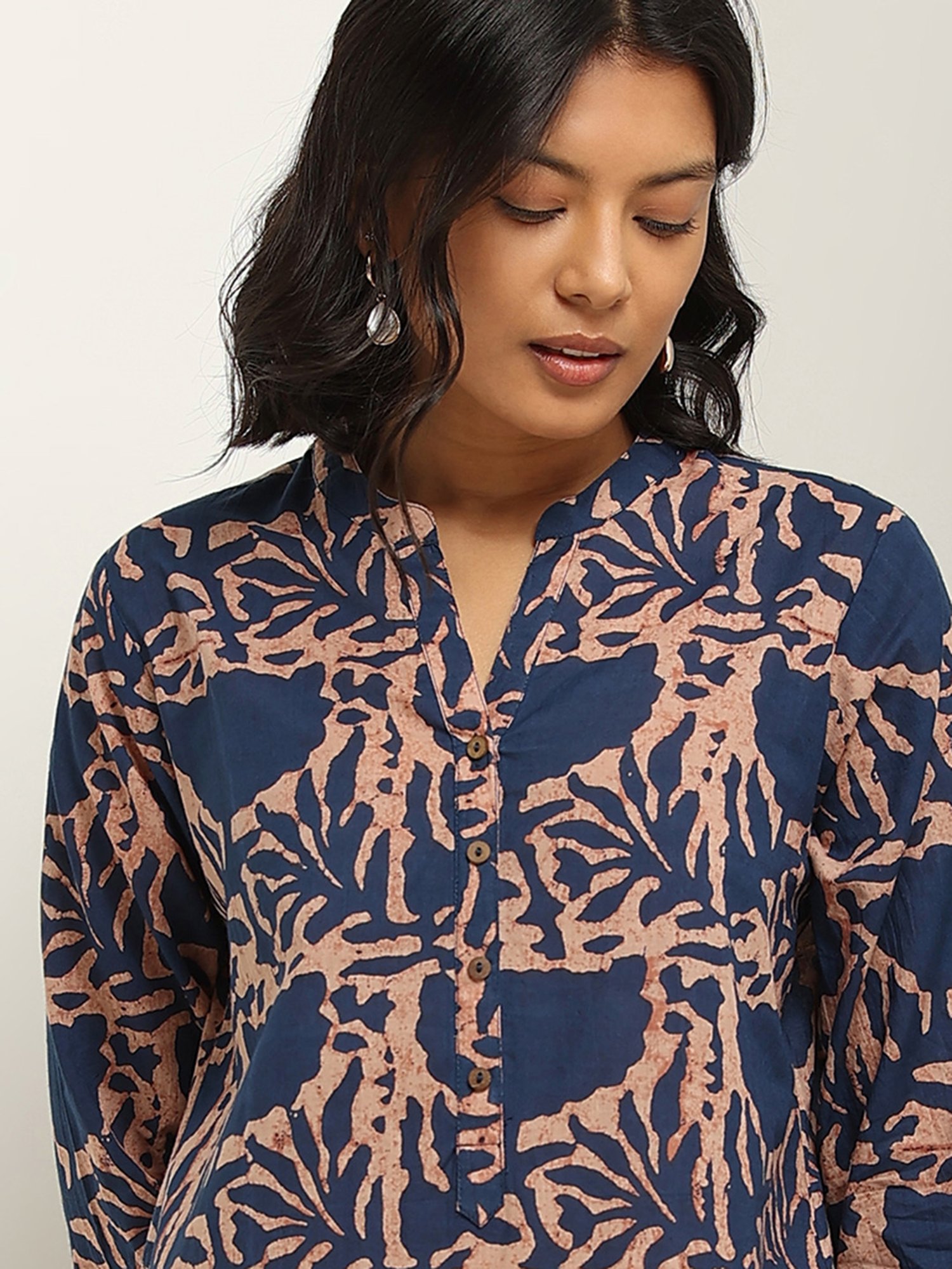 Utsa by Westside Blue Straight Fit Printed Kurta