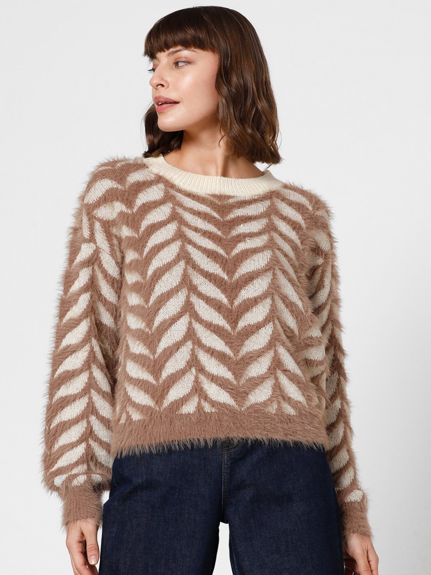 Vero Moda Brown & White Regular Fit Pullover