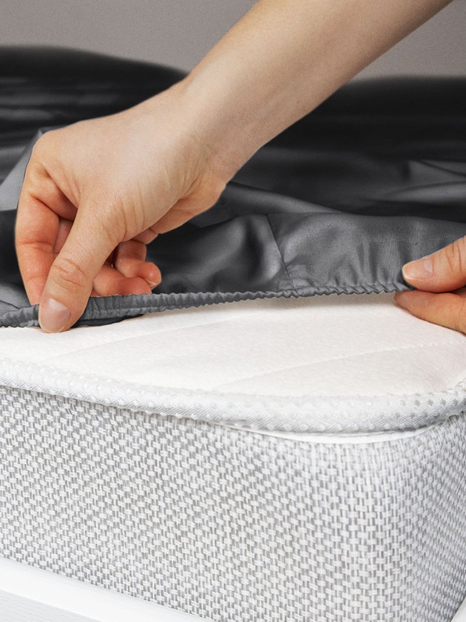 Stoa Paris Charcoal Grey 300 TC Polyester Single Fitted Sheet with 1 Pillow Cover