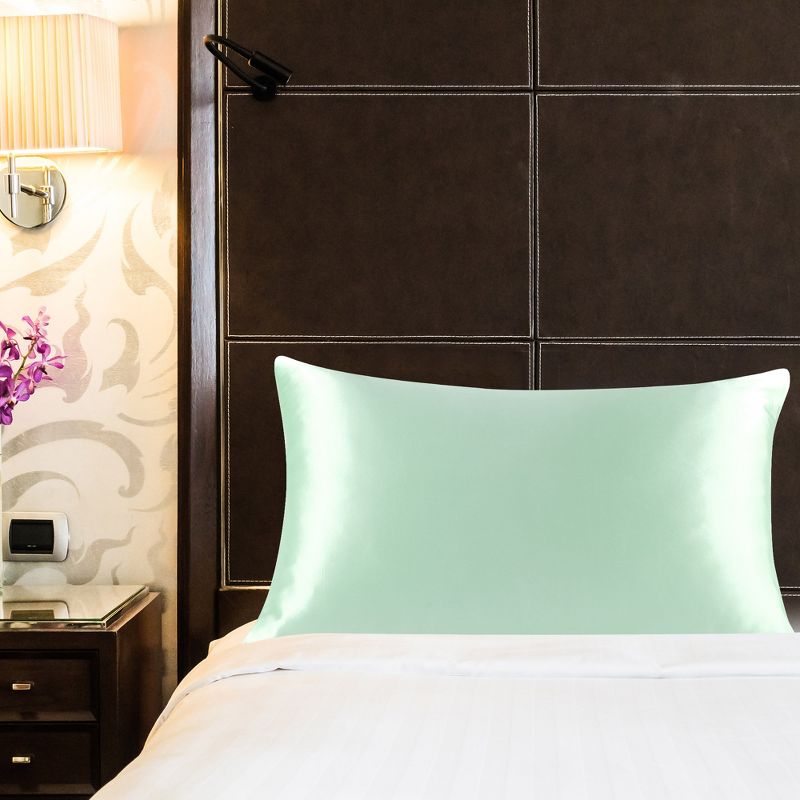 1 Pc 20&rdquo; x 30" Silk for Facial Beauty and Hair Pillow Case Black - PiccoCasa