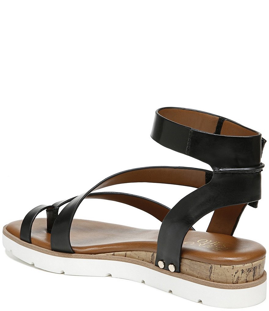 Franco Sarto Daven Toe Loop Thong Sandals