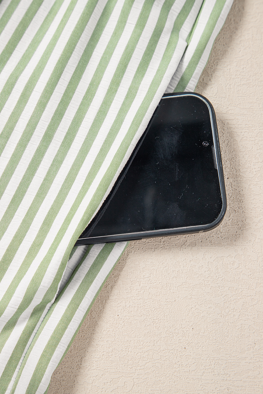 Black Leopard Patchwork Split Neck Ruffle Plus Size Dress