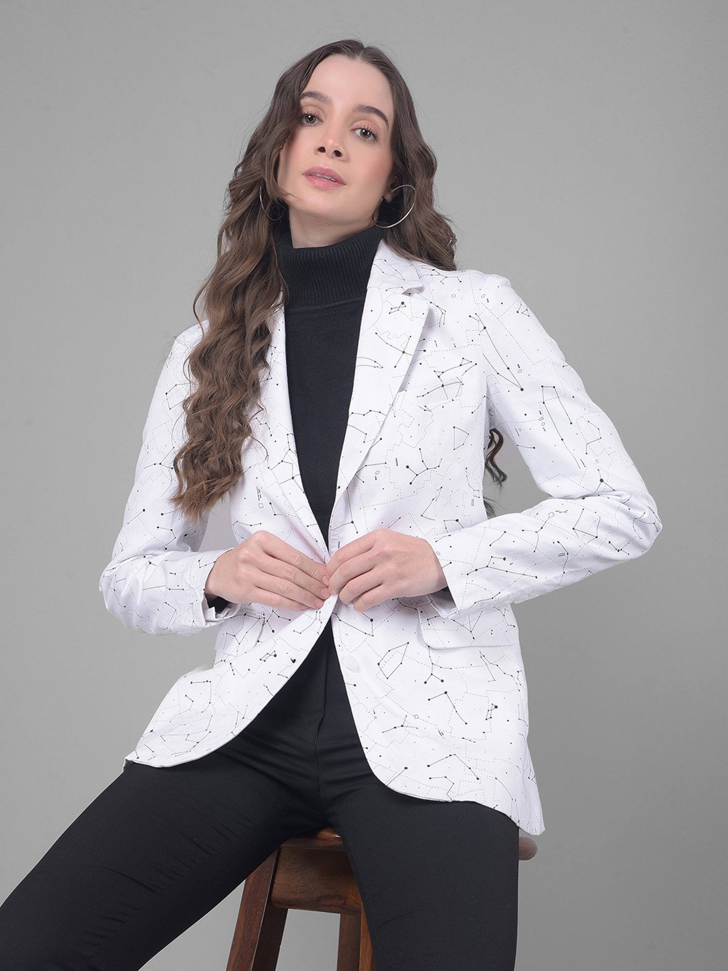 Crimsoune Club White & Black Cotton Printed Blazer