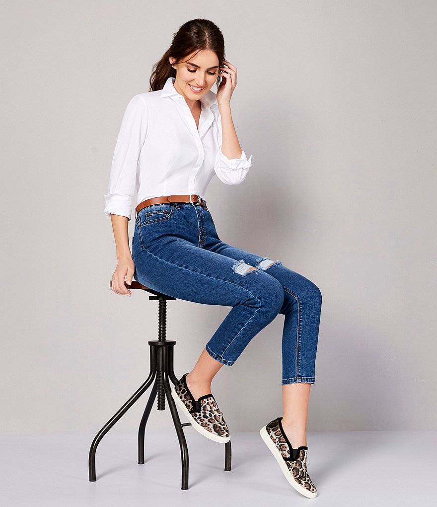 Antonio Melani Emma Point Collar Neck Long Sleeve Button Front Blouse