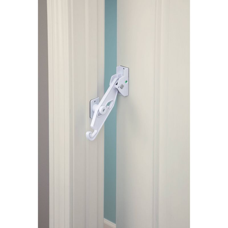 Safety 1st Top of Door Lock