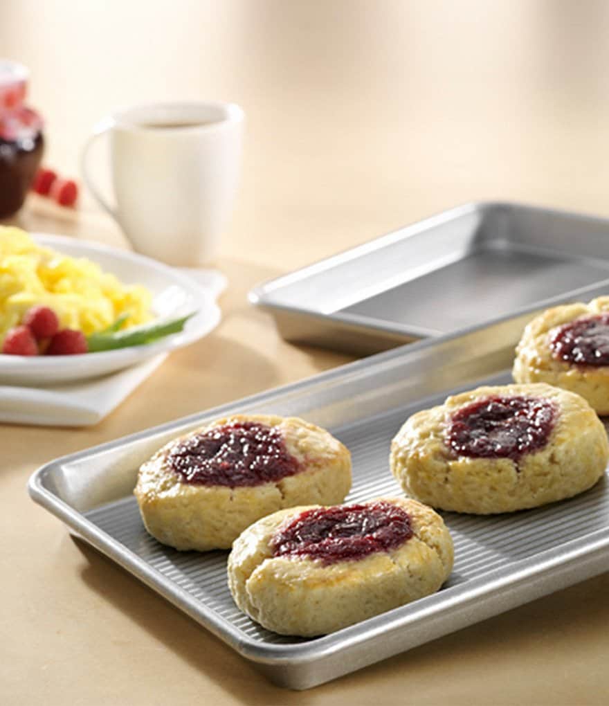 USA Pan Heavy Duty Quarter Sheet Pan