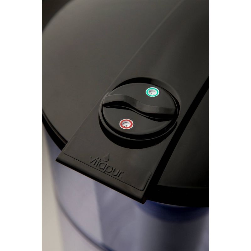 ZeroWater 8 Cup Round Water Pitcher + Free Water Quality Meter