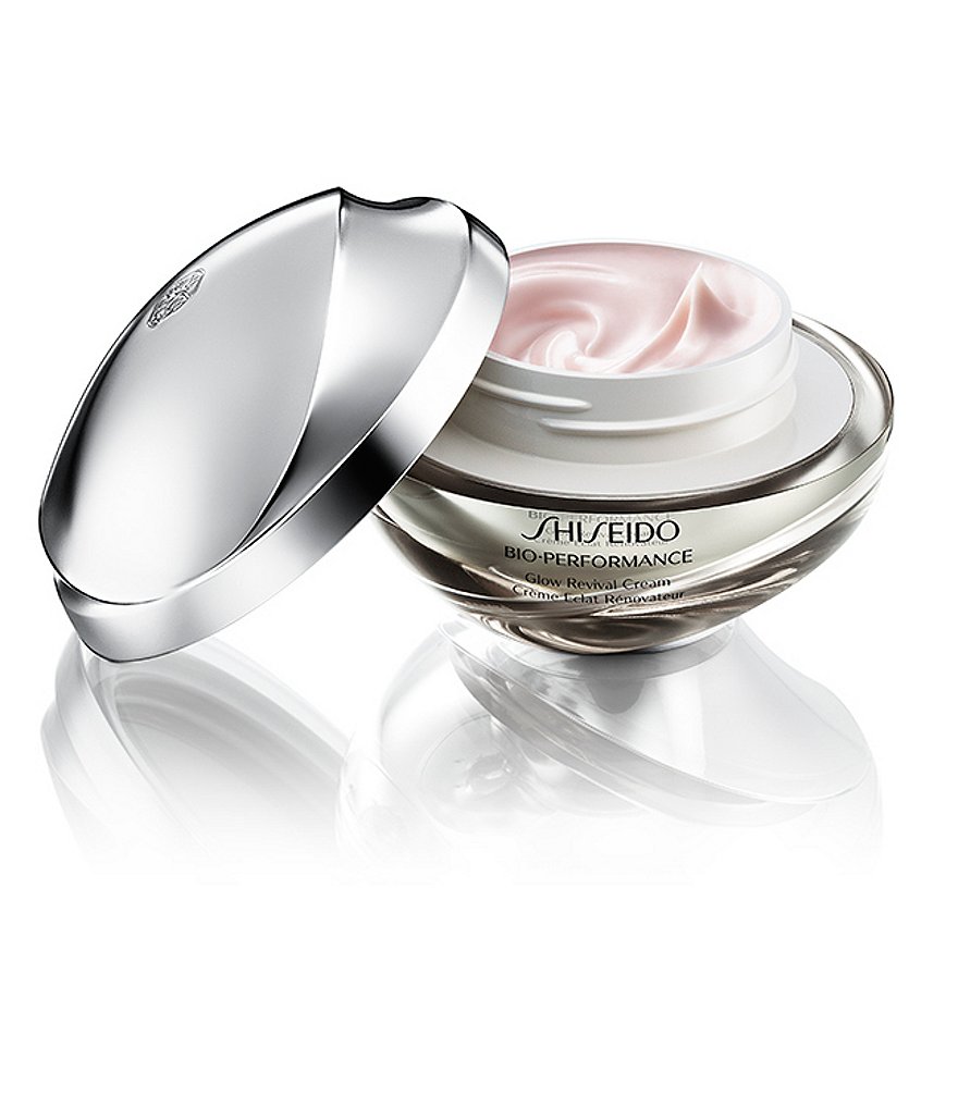 Elizabeth Arden Skin Illuminating Smooth and Brighten Emulsion