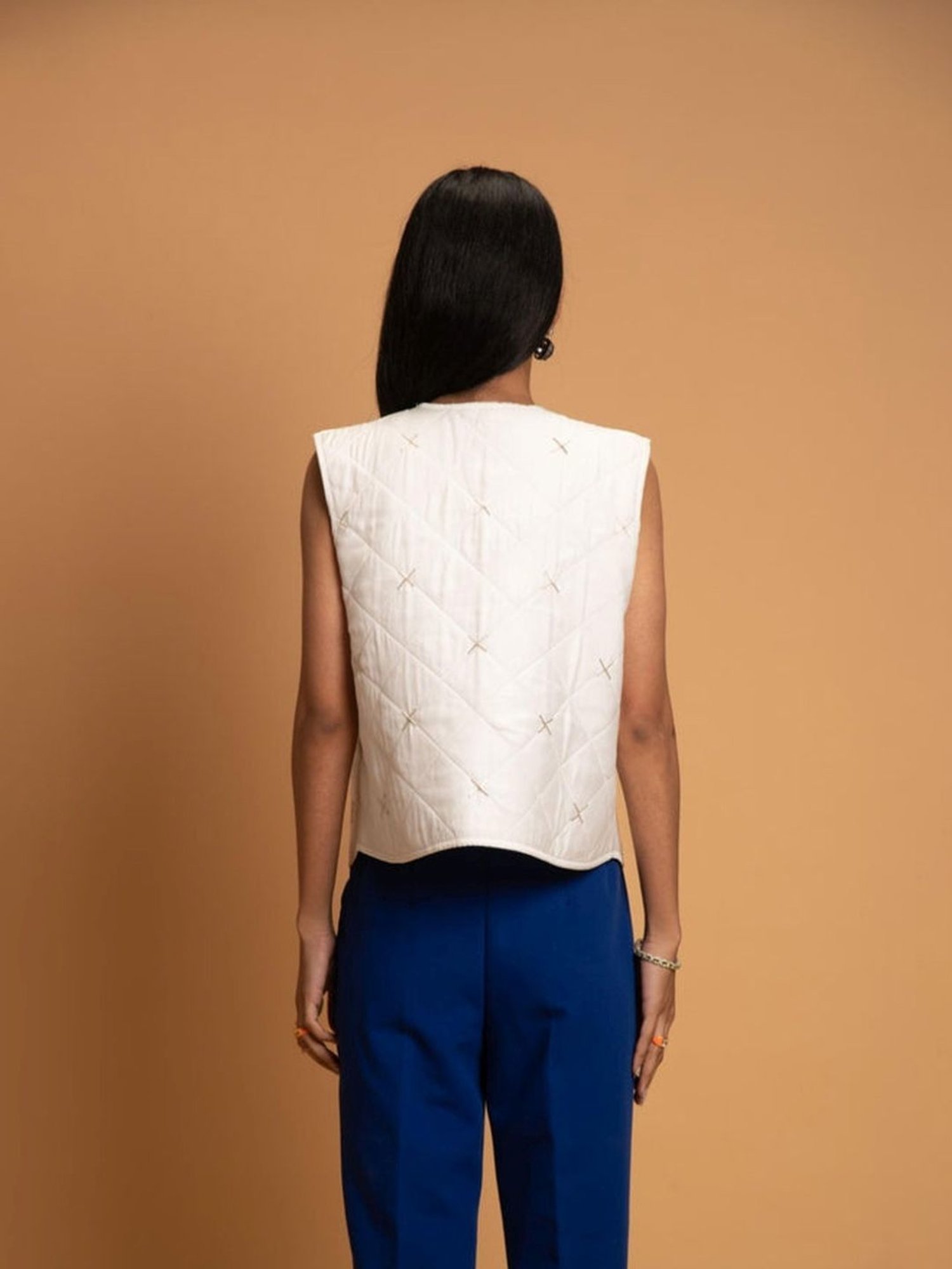 Khajoor Studio White Fragments Snow Quilted Gilet