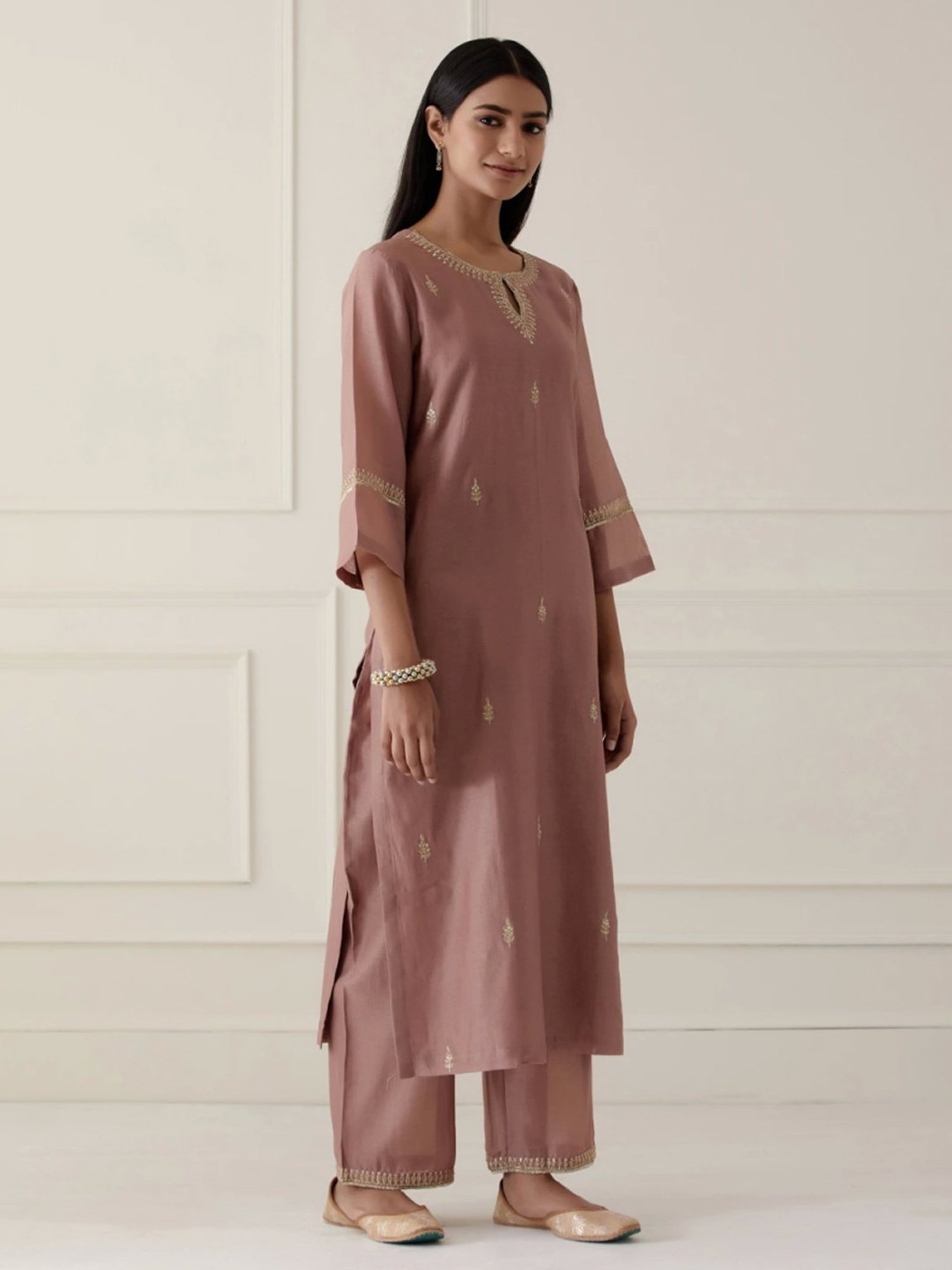 Ikshita Choudhary Dust Pink Sanjh Embroidered Kurta