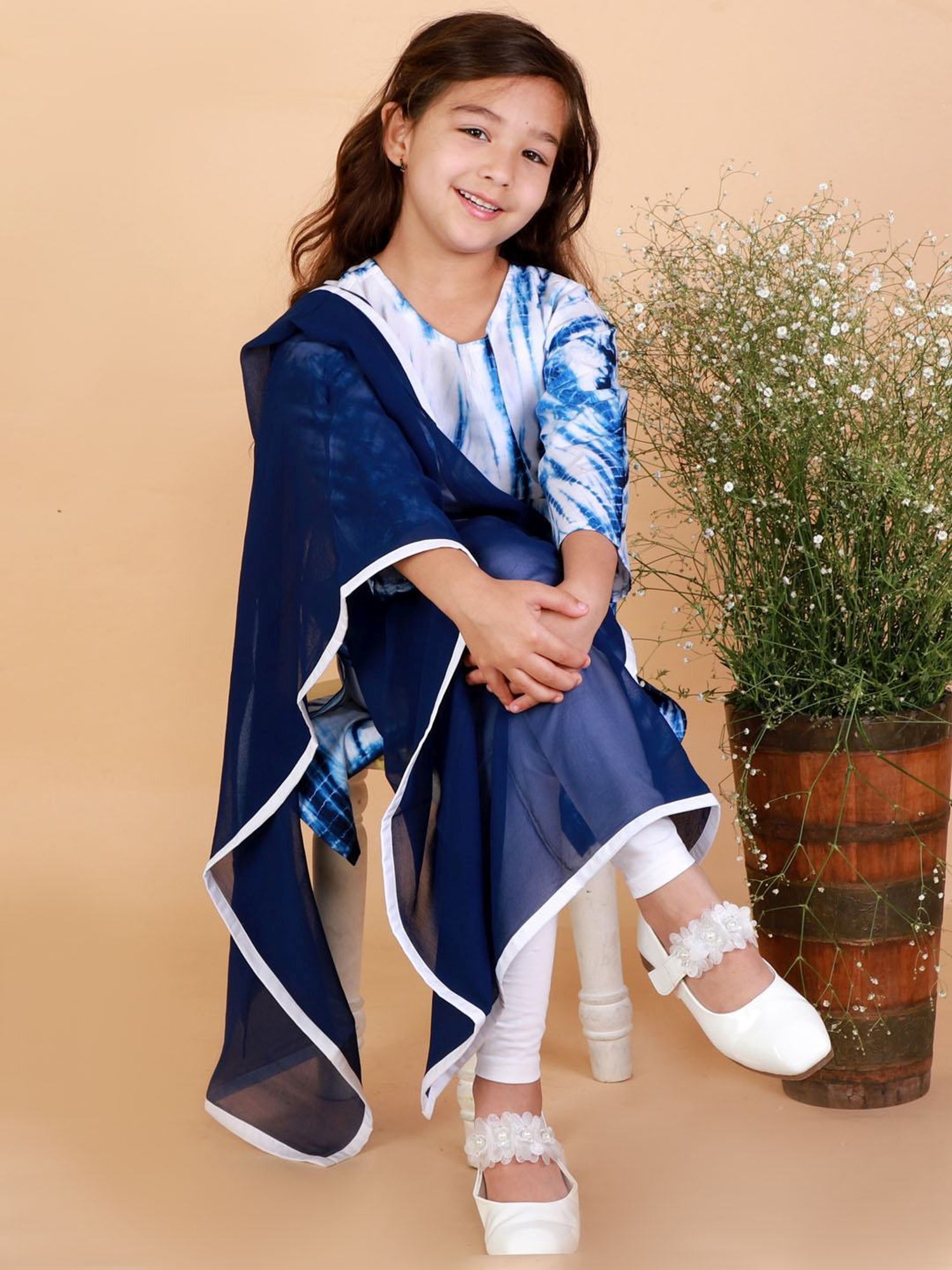 VASTRAMAY Kids Blue & White Cotton Over Dyed Kurta Set