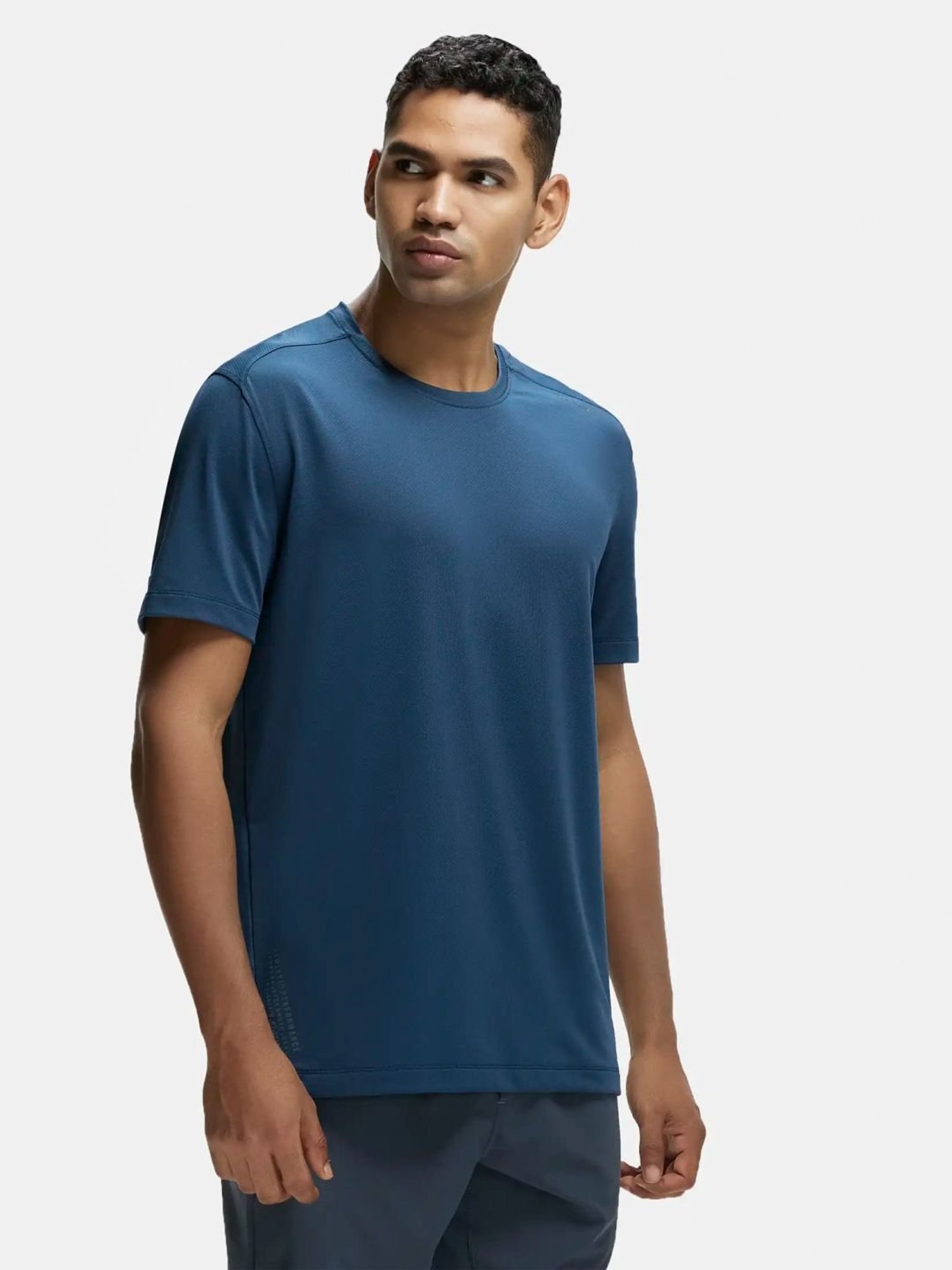 Jockey MV37 Men's Recycled Microfiber Elastane Stretch Round Neck T-Shirt with Stay FreshTreatment