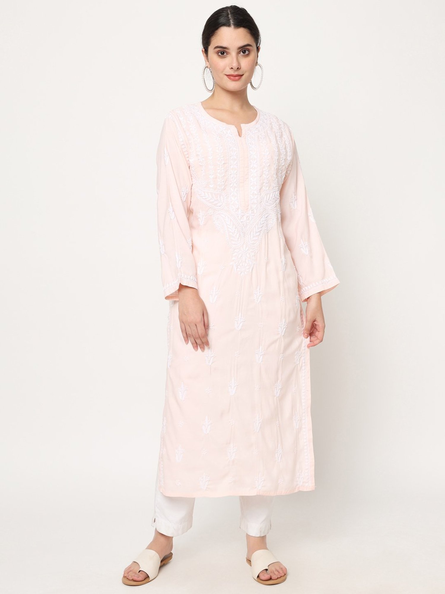 PARAMOUNT CHIKAN Peach Chikankari Straight Kurta