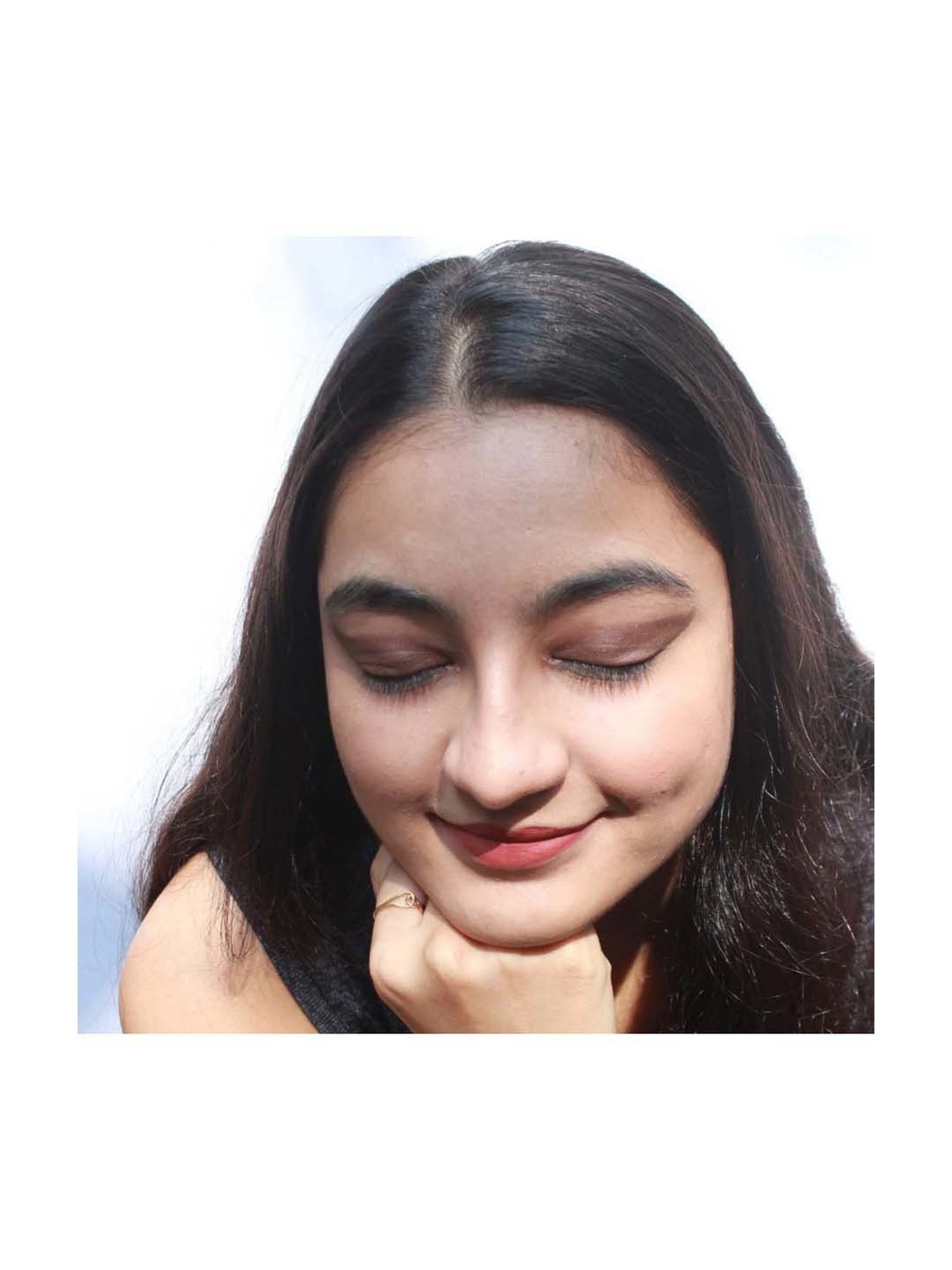 Disguise Cosmetics Satin Smooth Eyeshadow Squares Satin Brown Cedar 213 - 4.5 Gm