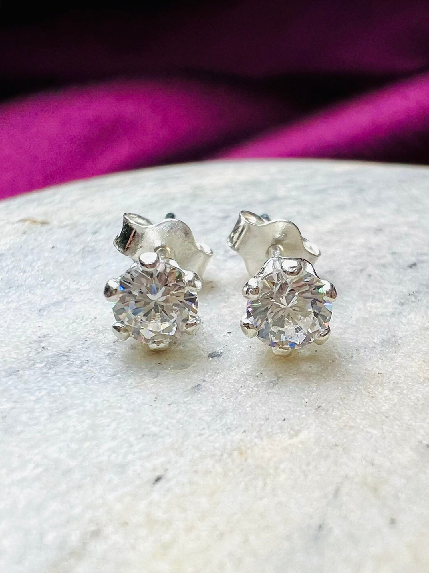 Arte Jewels 925 Sterling Silver Round Solitaire Stud Earrings for Women & Girls