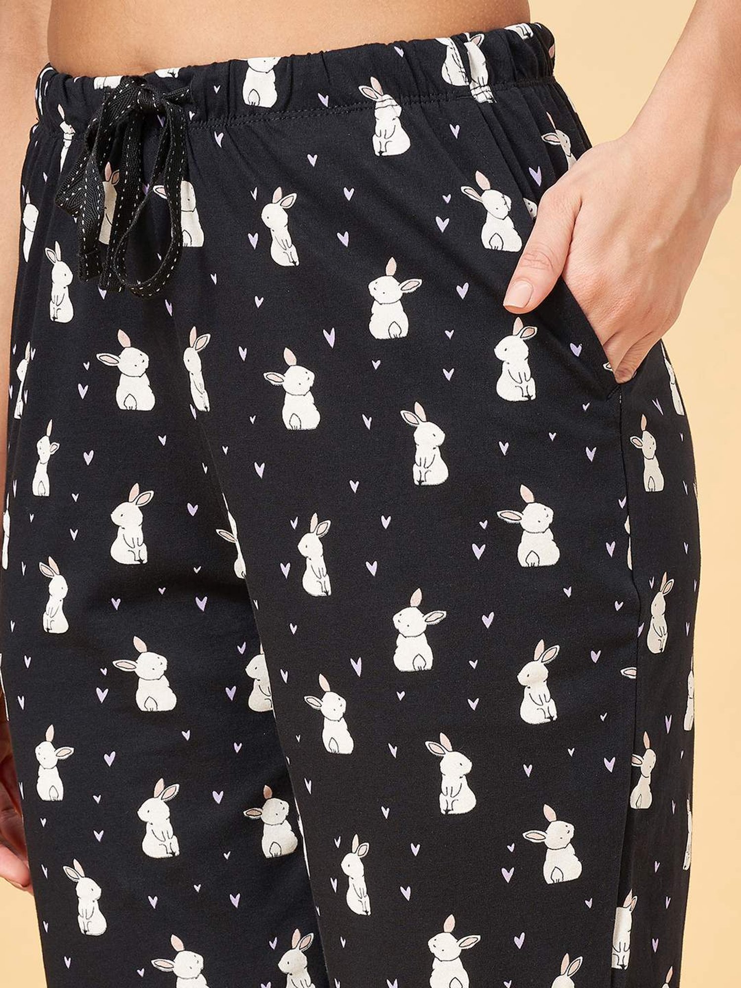 Dreamz by Pantaloons Jet Black Cotton Printed Pyjamas