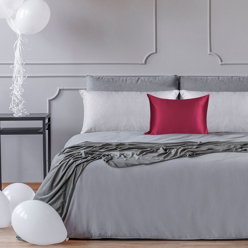 1 Pc 20&rdquo; x 30" Silk for Facial Beauty and Hair Pillow Case Black - PiccoCasa