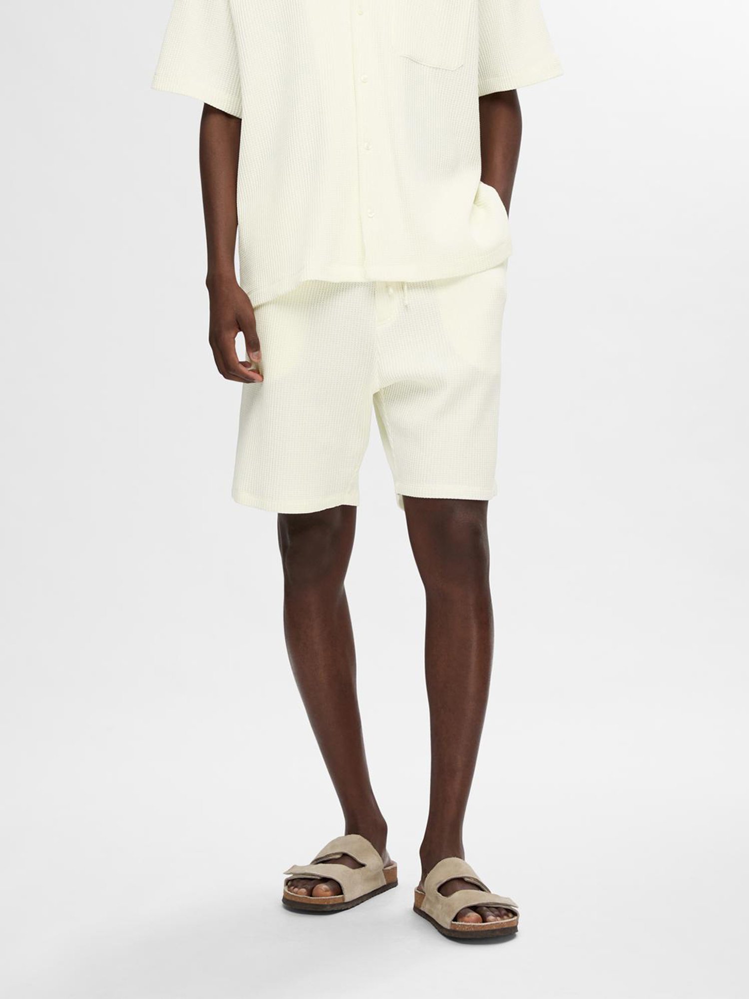 SELECTED HOMME Off White Relaxed Fit Textured Shorts