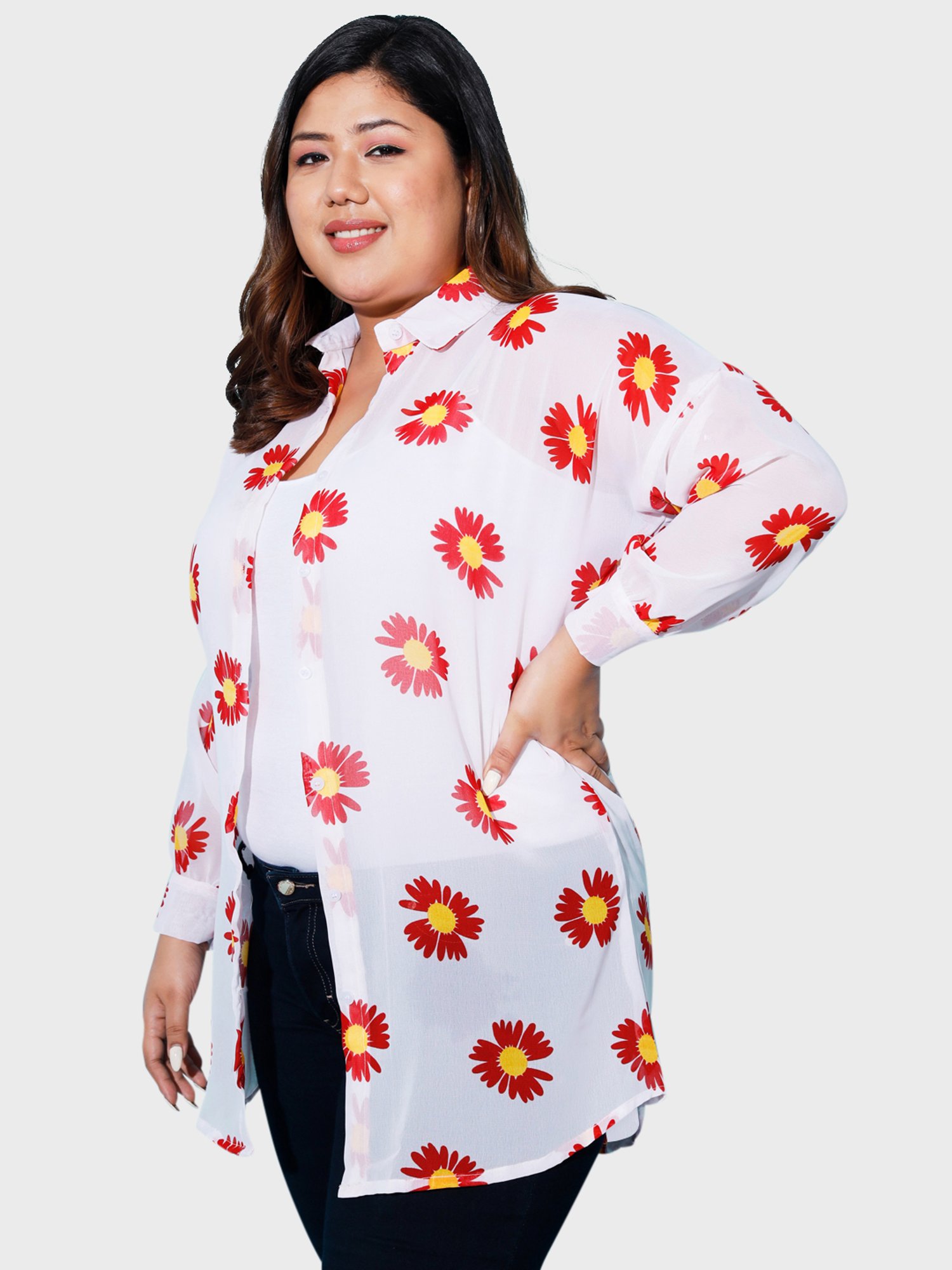 BUYNEWTREND White Floral Print Shirt