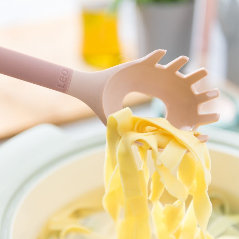 BergHOFF Leo 12.25" Silicone Pasta Spoon, Pink