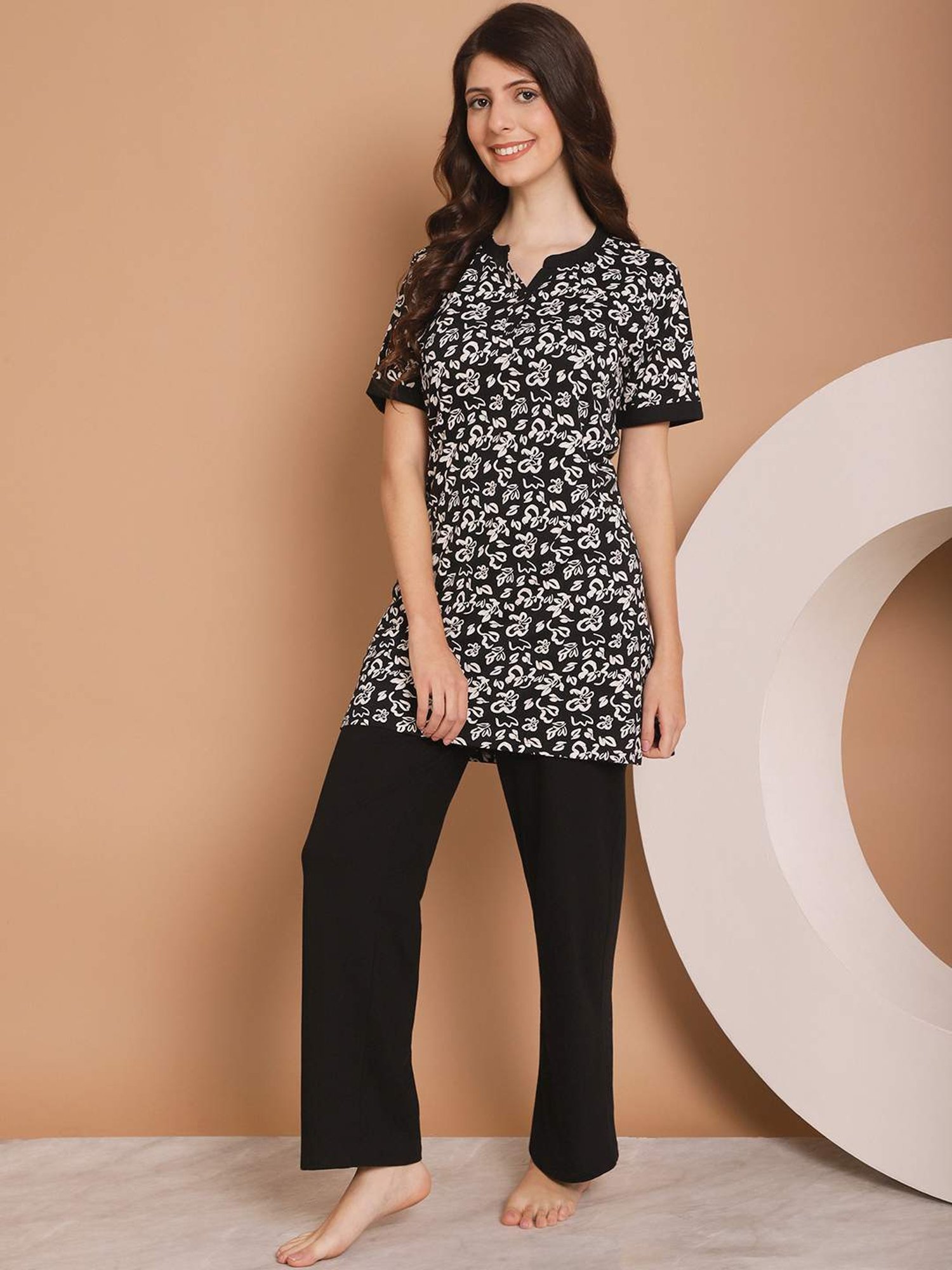 Kanvin Black Cotton Printed Tunic Pyjamas Set