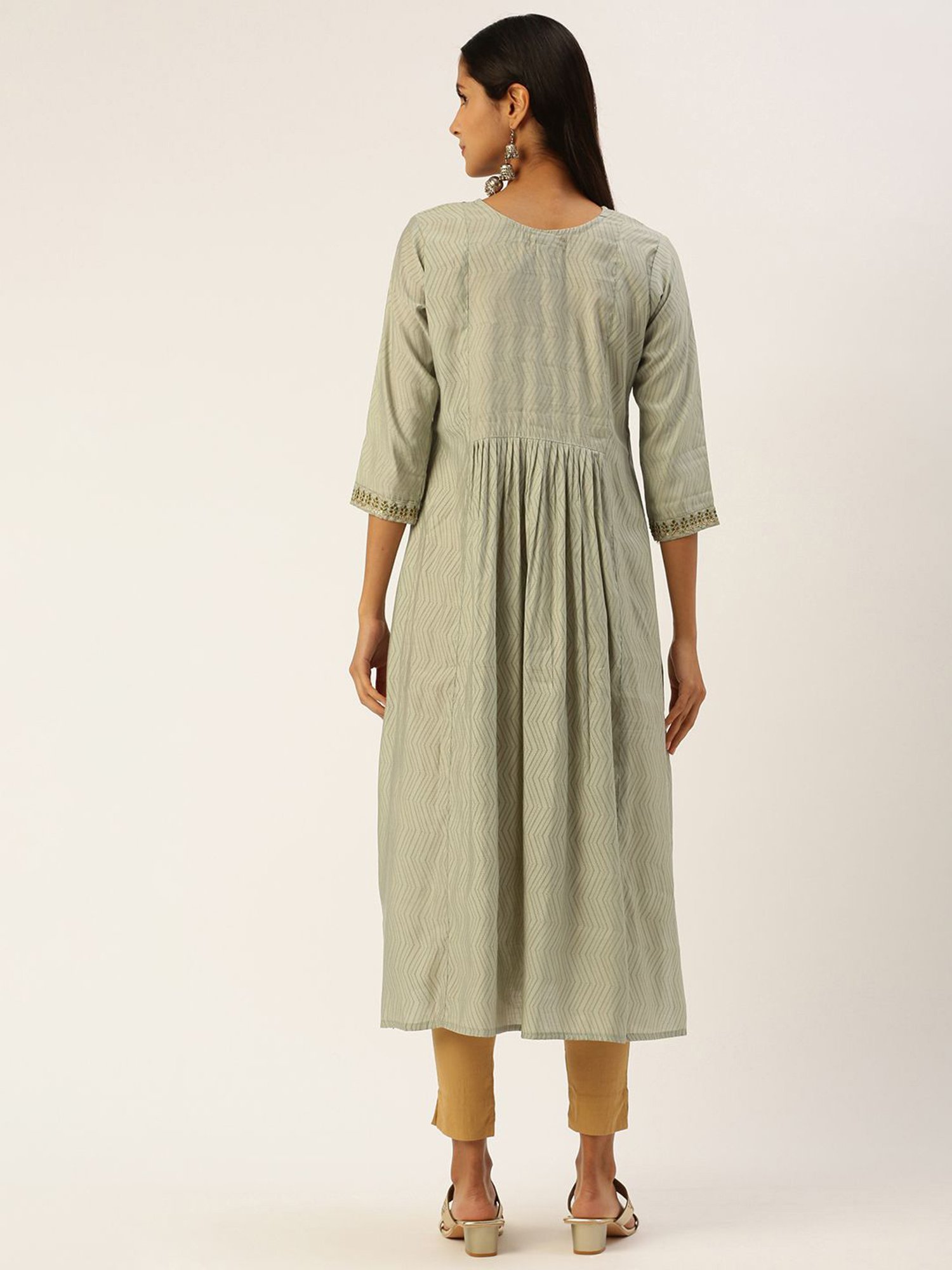 SHANVIKA Green Printed Cotton Silk Straight Kurta