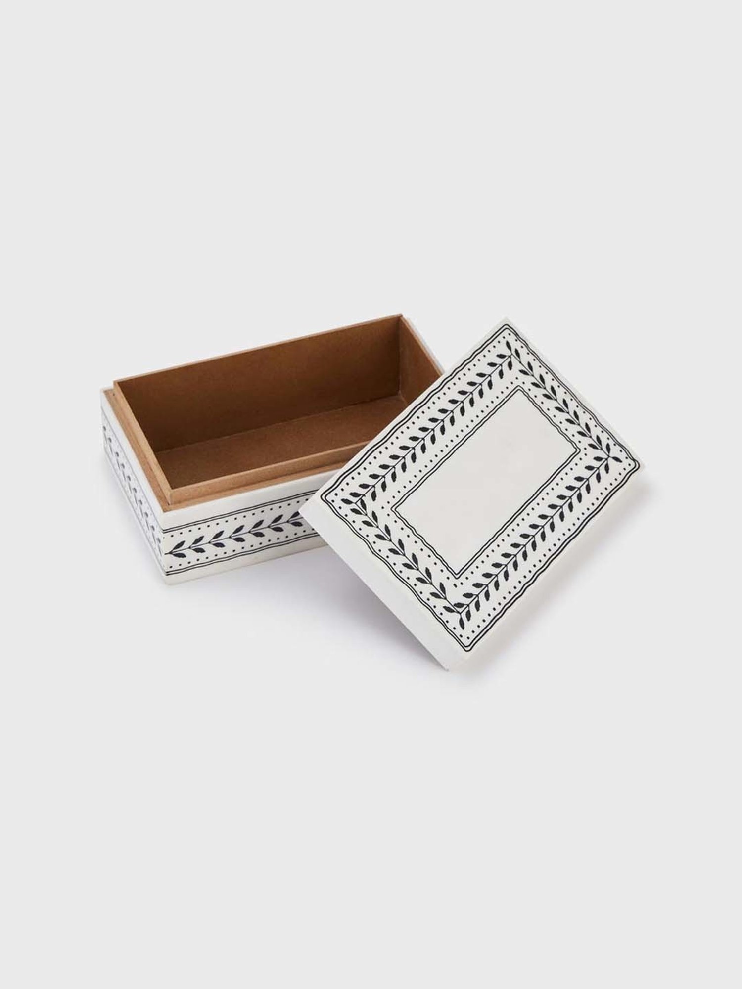 Fabindia Coramandel White Resin Utility Box