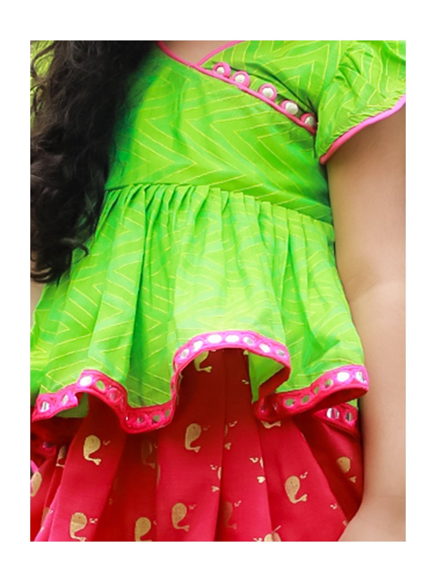 TWISHA Kids Green & Pink Printed Top with Dhoti