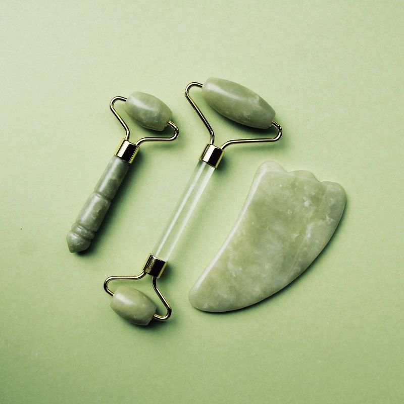 Mei Apothecary Jade Facial Roller